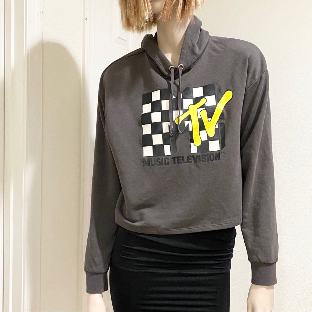 Cropped MTV Hoodie